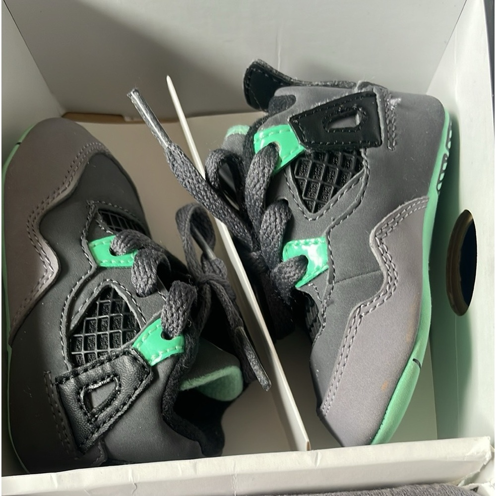 Baby Jordan Crib Booties